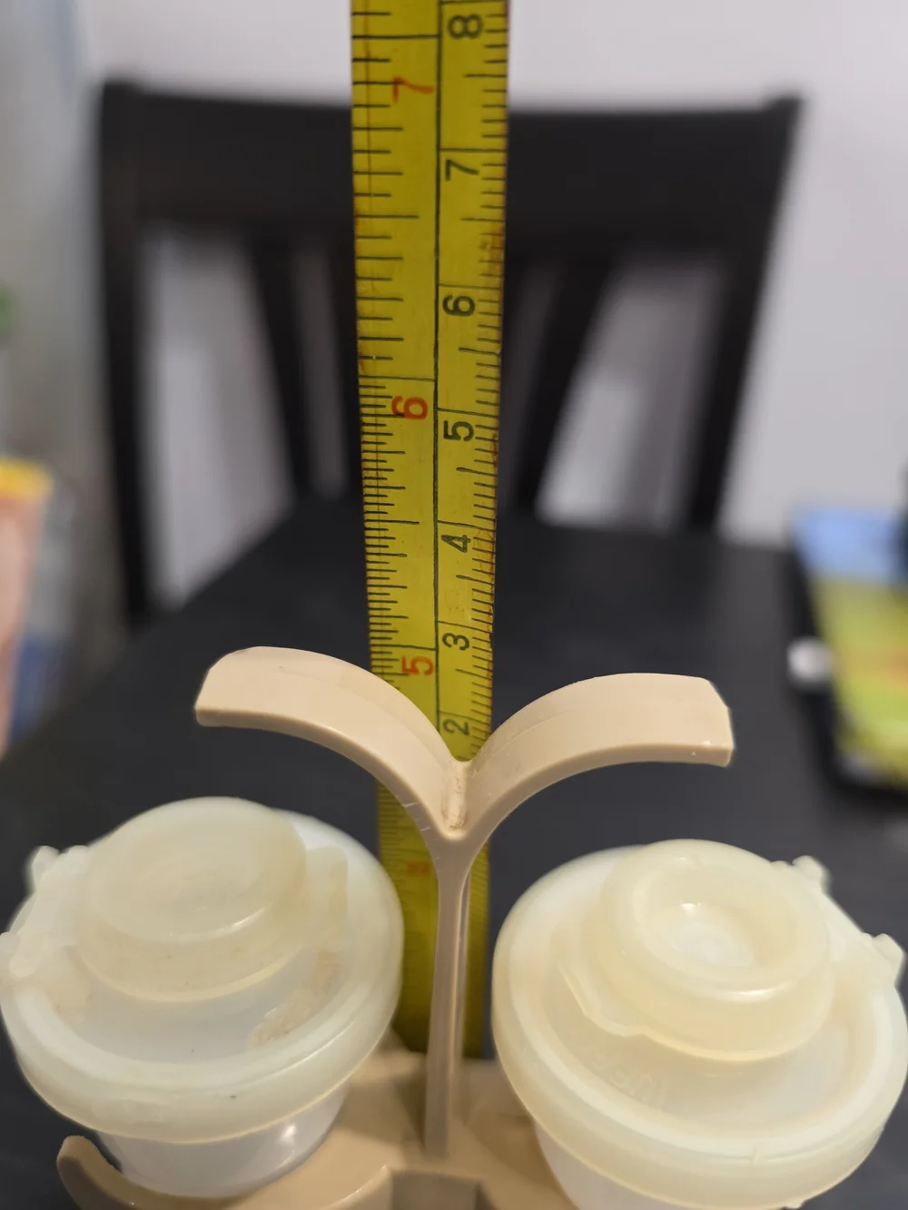 Tupperware salt pepper